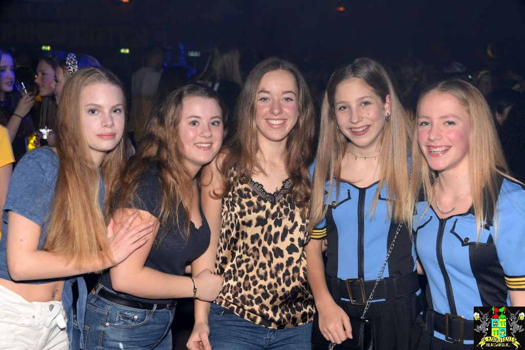 ../Images/Jeugddisco Kokkerhout bekent kleur 136.jpg